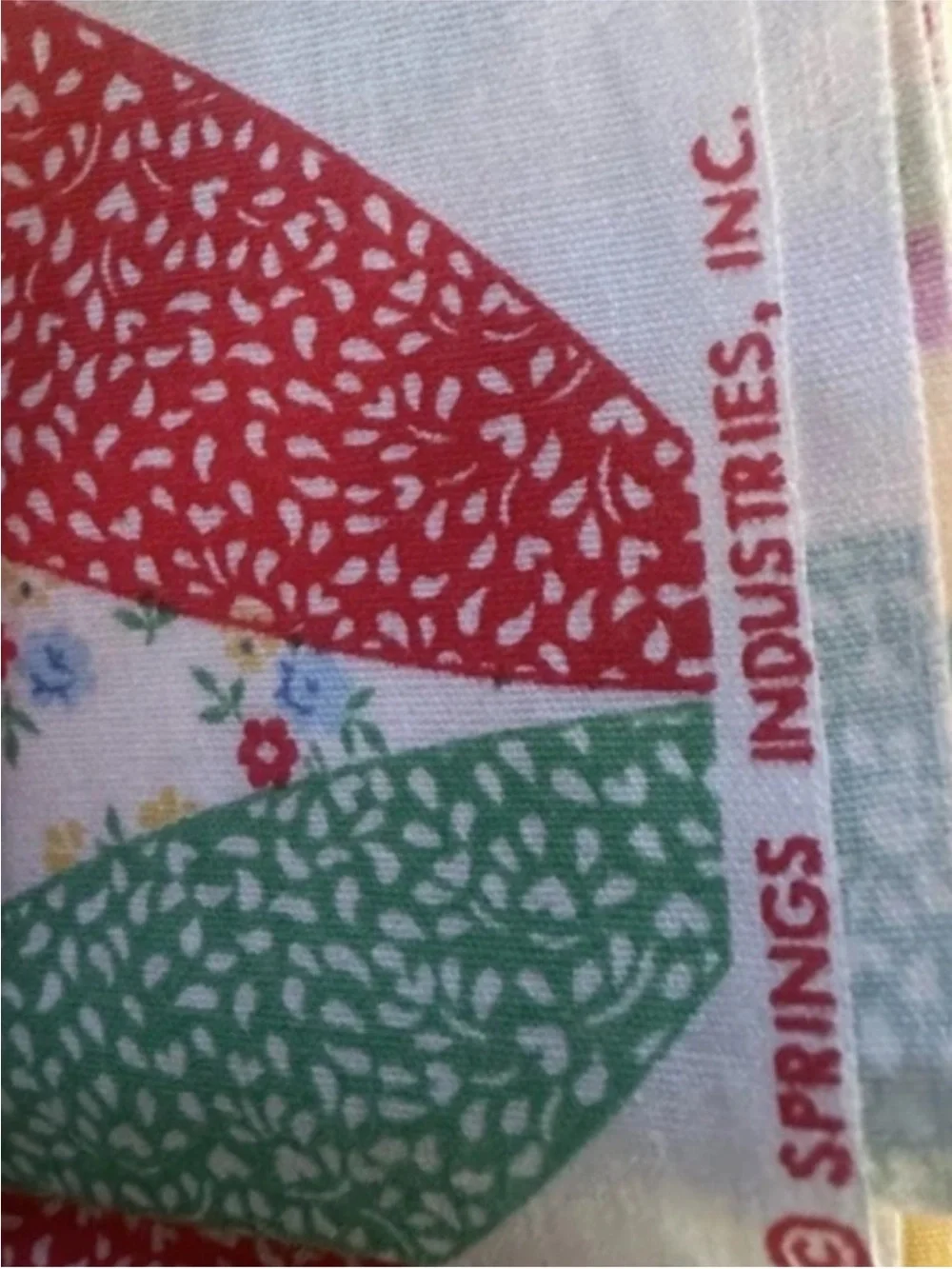 Vintage Sunbonnet Sue Cheater Quilt Fabric Calico Floral Primary Color 6 Yards
